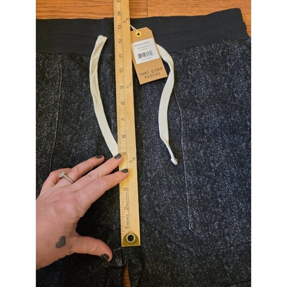 Mcnairy & Co Sweatpants Mens sz M Black Gray Chevron Streetwear Cuffed Heavy NWT - Picture 6 of 11